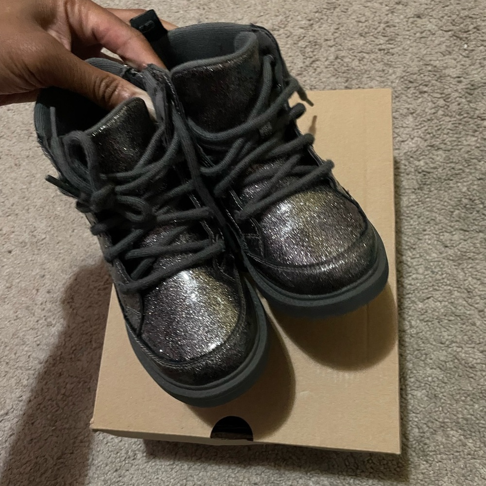 Grey girls glitter ugg boots
